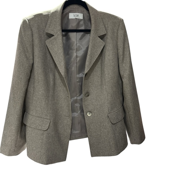 Le Suit Women's Classic Beige Blazer NWOT - Picture 1 of 6